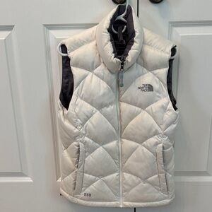 The North Face Women size medium puffy vest